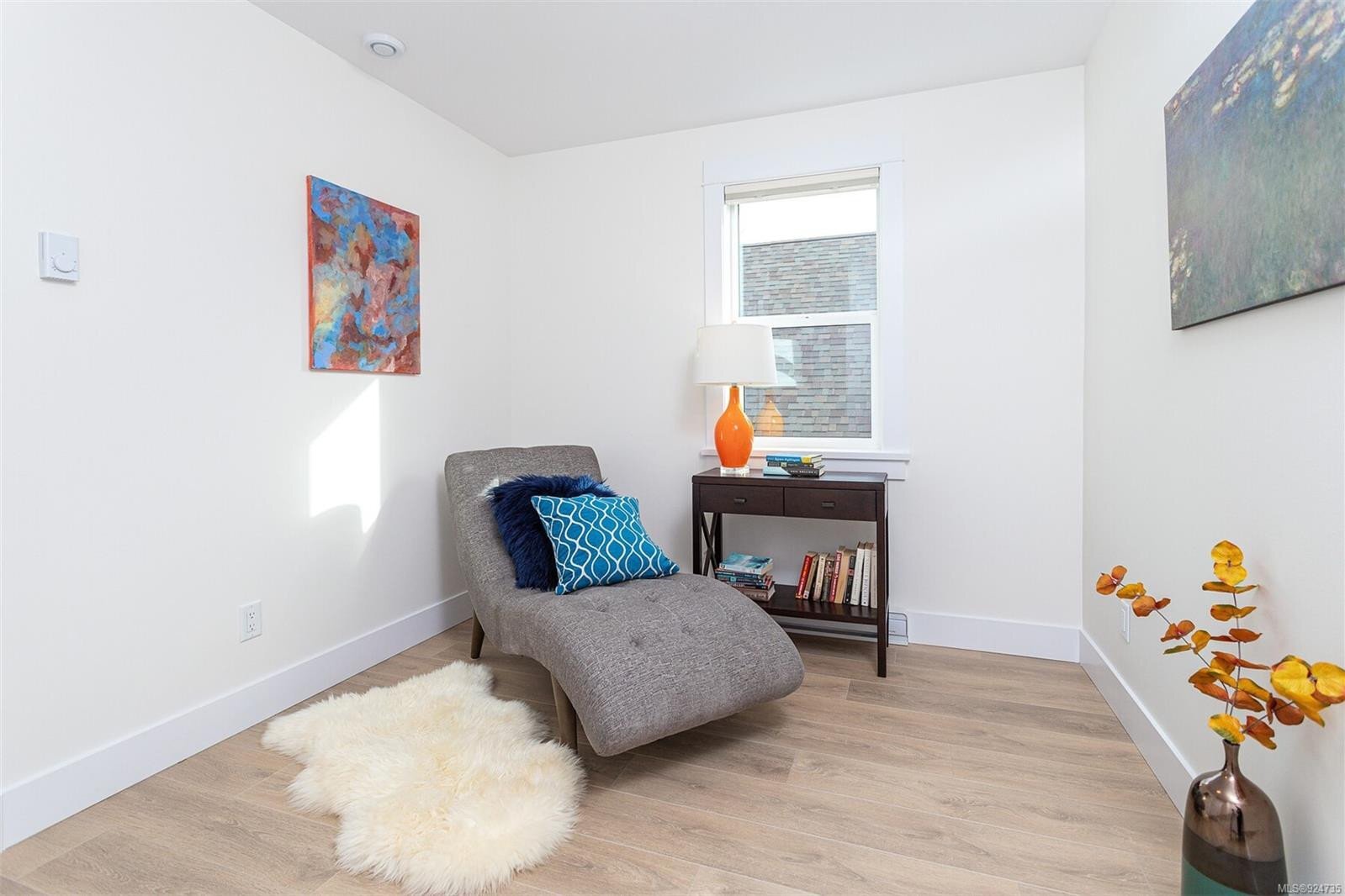 House for sale in Victoria