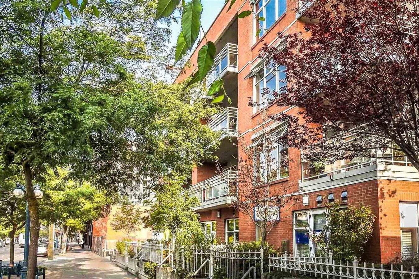 Apartment for sale on Yates Street, Victoria