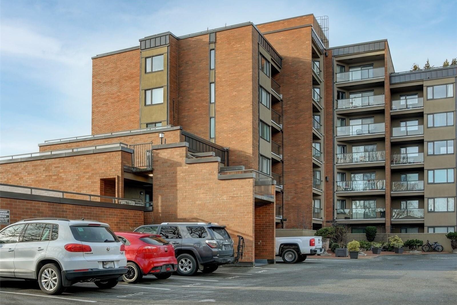 House for sale in Gorge Road E Victoria