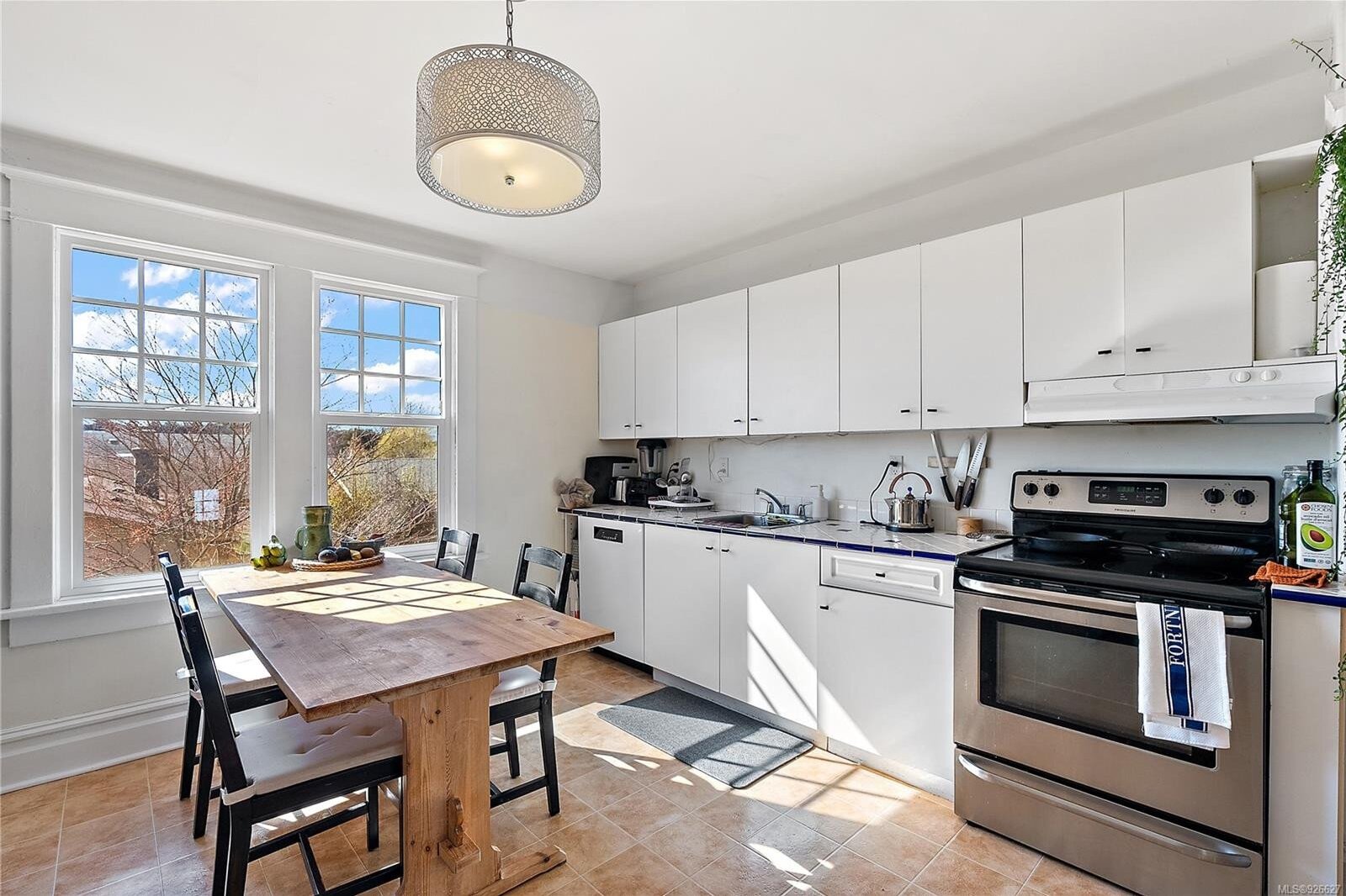 House for sale on Raynor Street Victoria