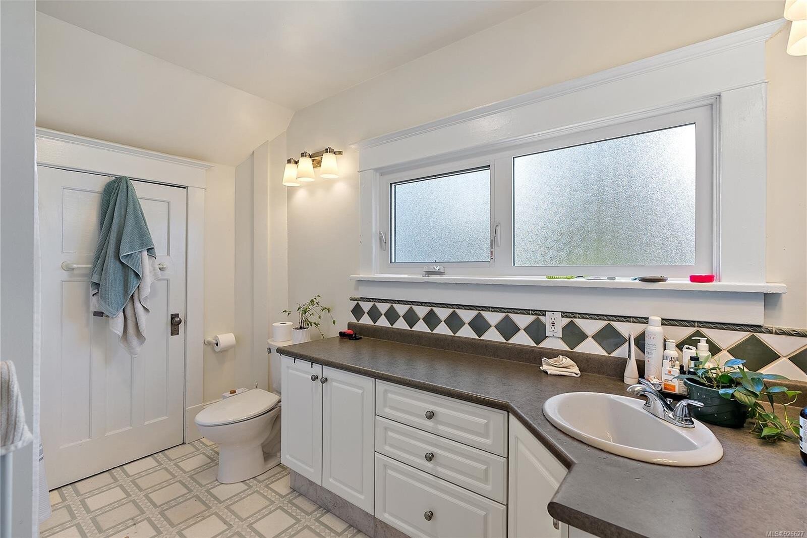 House for sale on Raynor Street Victoria