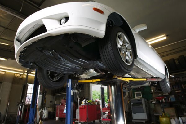 Babak auto service in Montreal