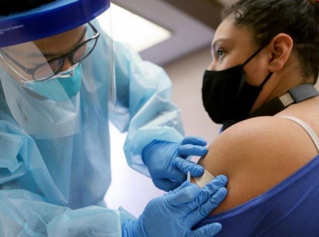 افزایش تجویز واکسن کرونا به جوانان در انتاریو